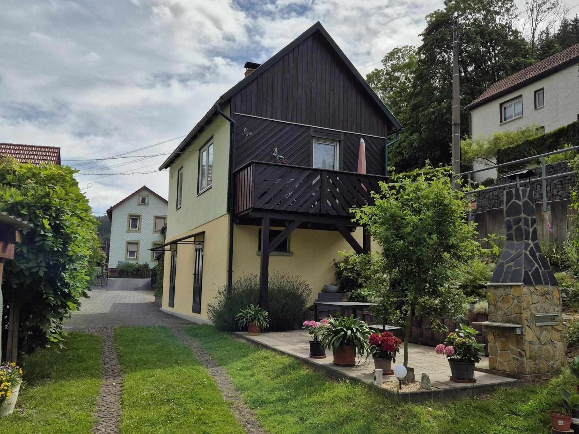 Holiday Home With Garden Langenbach  エクステリア 写真